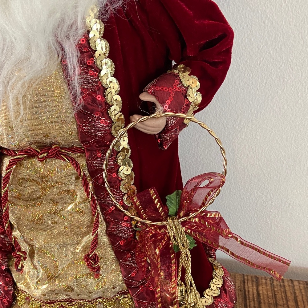 Santa Tree Topper 16” tall - Picture 5 of 6